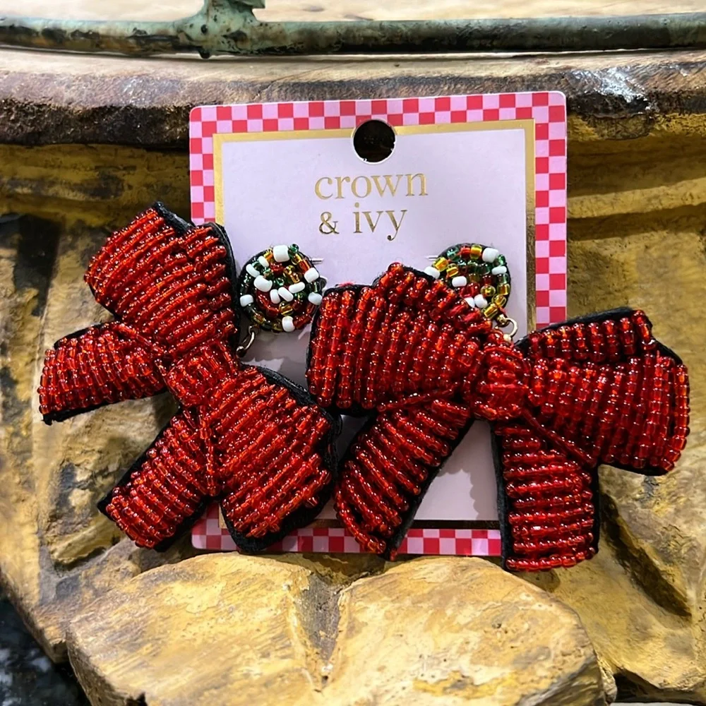 Crown and Ivy red bow beaded earrings J 40 - Picture 1 of 3